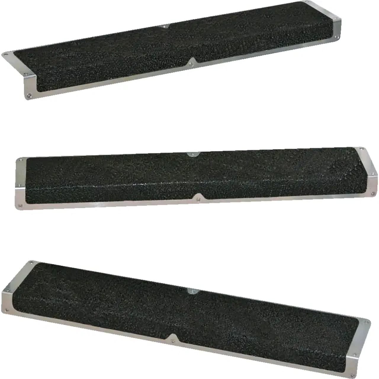 plastina-s-uglom-iz-alyuminiya-s-protivoskolzyashchey-lentoy-mehlhose-gmbh-akm1sf1.jpg