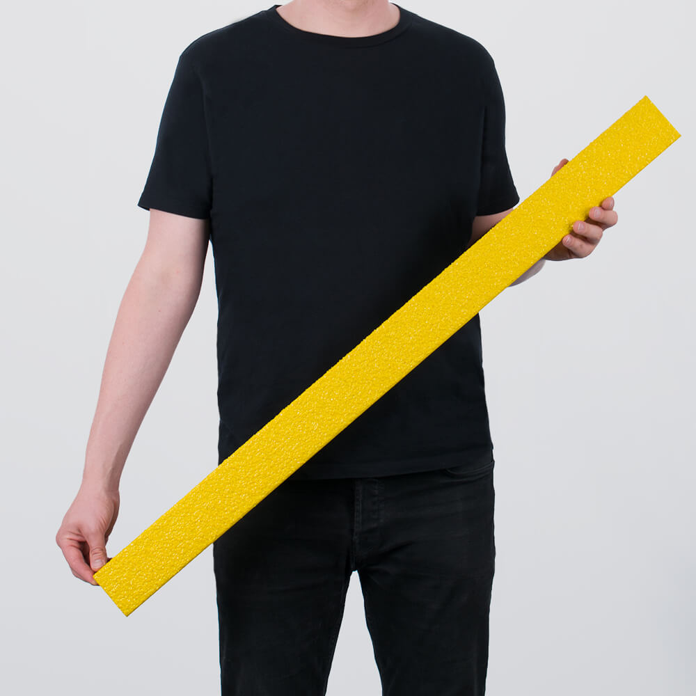 aaql-treppenkantenprofil-industair-r13-selbstkl-gfk-100-x-7-x-3-cm-groessenvergleich.jpg