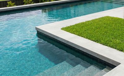 pool2.jpg