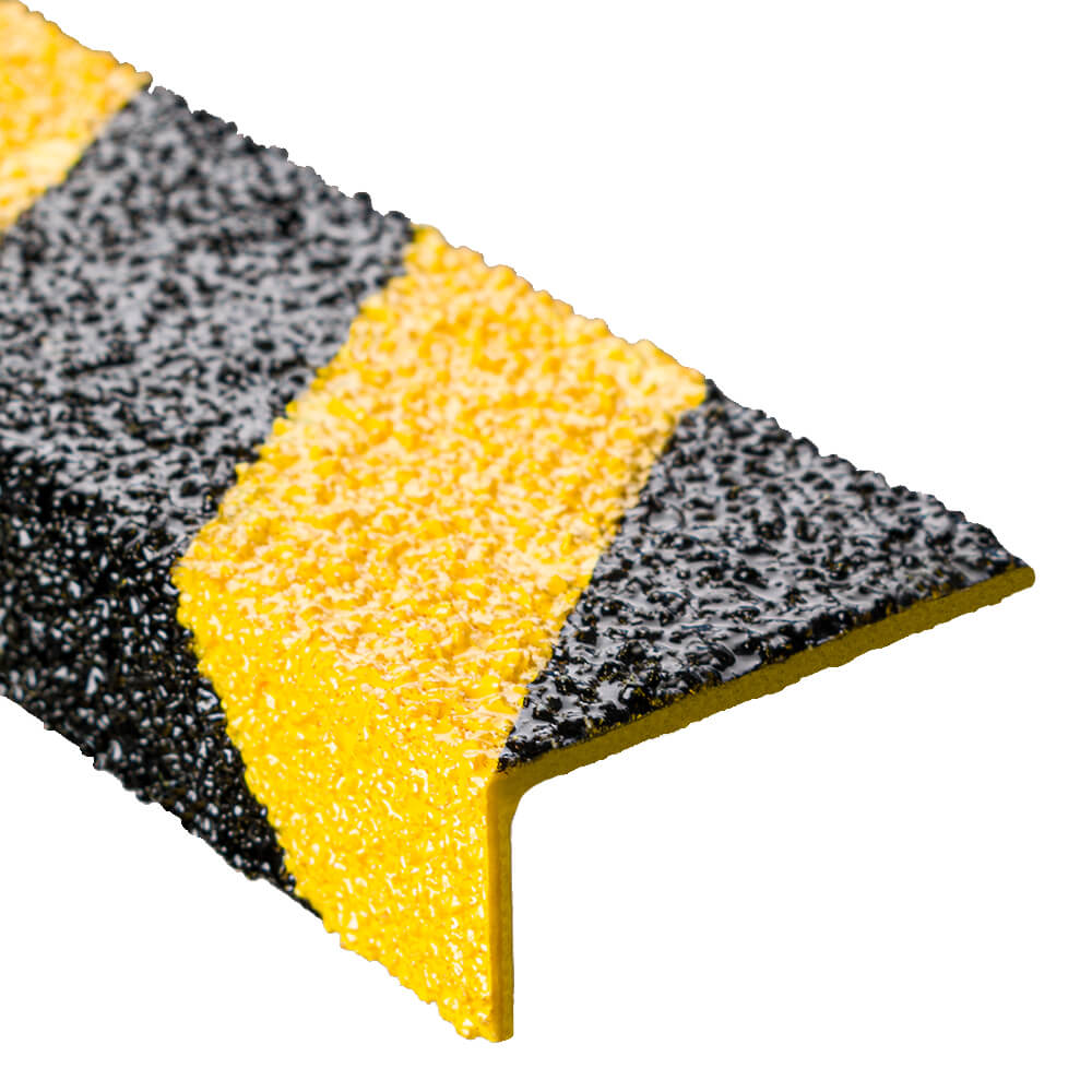 aamd-treppenkantenprofil-industair-r13-gs-r13-selbstkl-gfk-100-x-7-x-3-cm-detail-ecke.jpg