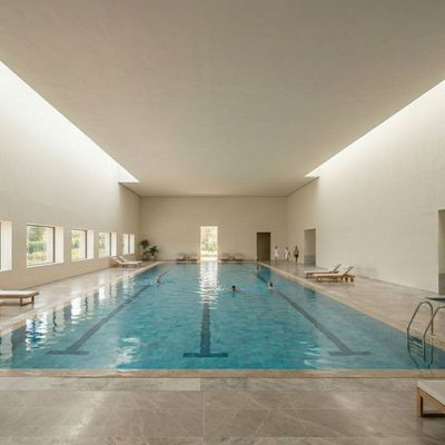 pool2.jpg