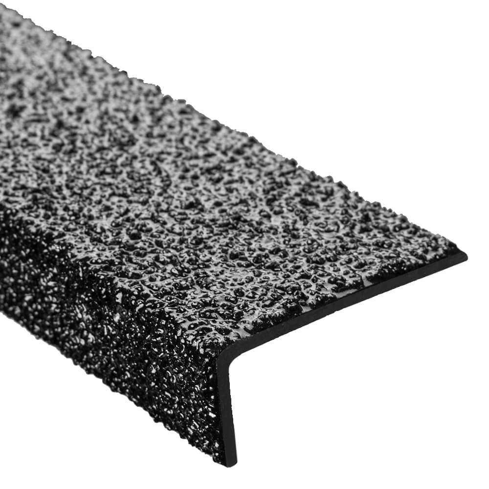 aamr-treppenkantenprofil-industair-schwarz-r13-selbstklebend-gfk-60-x-7-x-3-cm-ecke.jpg